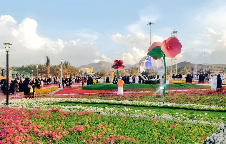 مطالبات بإلغاء مهرجان الورد الطائفي صحيفة خبر عاجل
