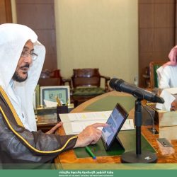 الأمير سعود بن جلوي يَفتَتِح يوم المهنة 2024 بجامعة جدة